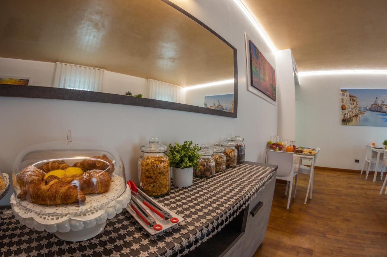 Bed & Breakfast Venice Friends 梅斯特雷 外观 照片